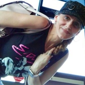 Meet your Posher, Christina